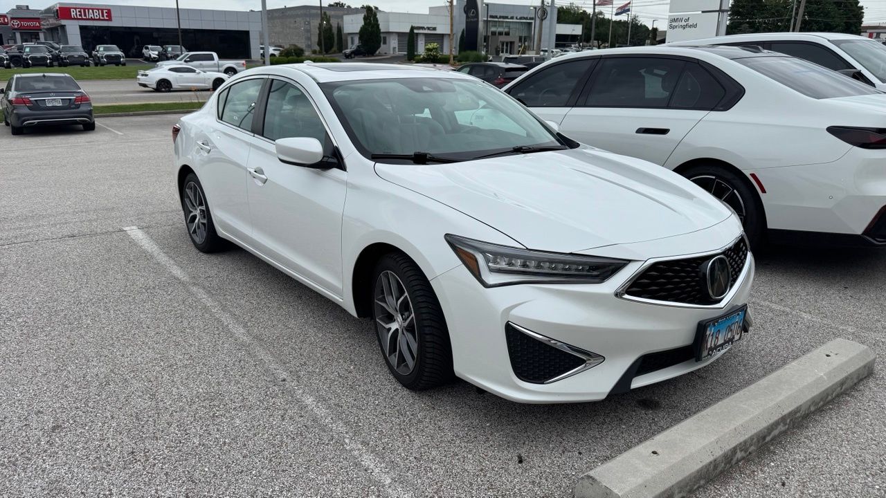 2019 Acura ILX Premium's photo