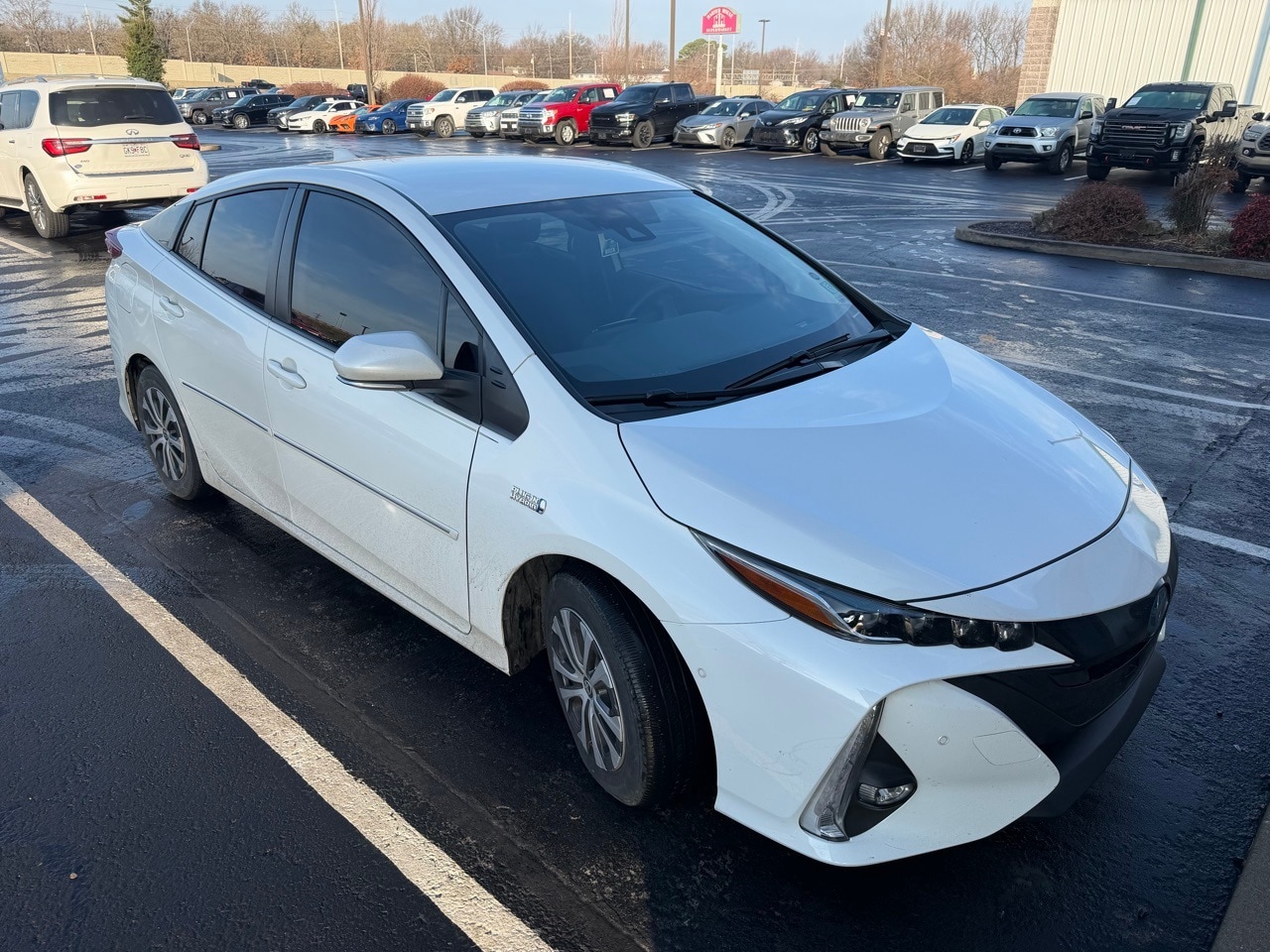2022 Toyota Prius Prime Limited's photo