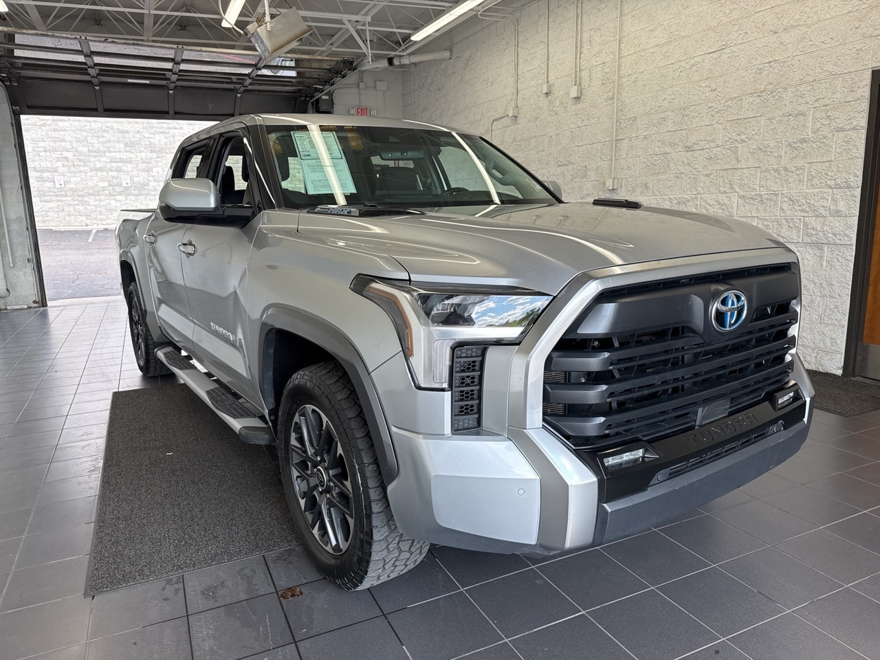 Used 2023 Toyota Tundra Limited with VIN 5TFJC5DB0PX025261 for sale in Springfield, MO