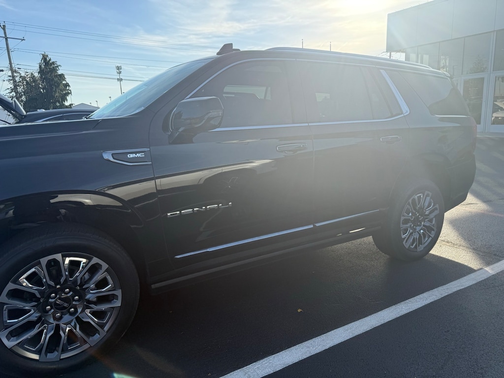 Used 2024 GMC Yukon Denali Ultimate SUV