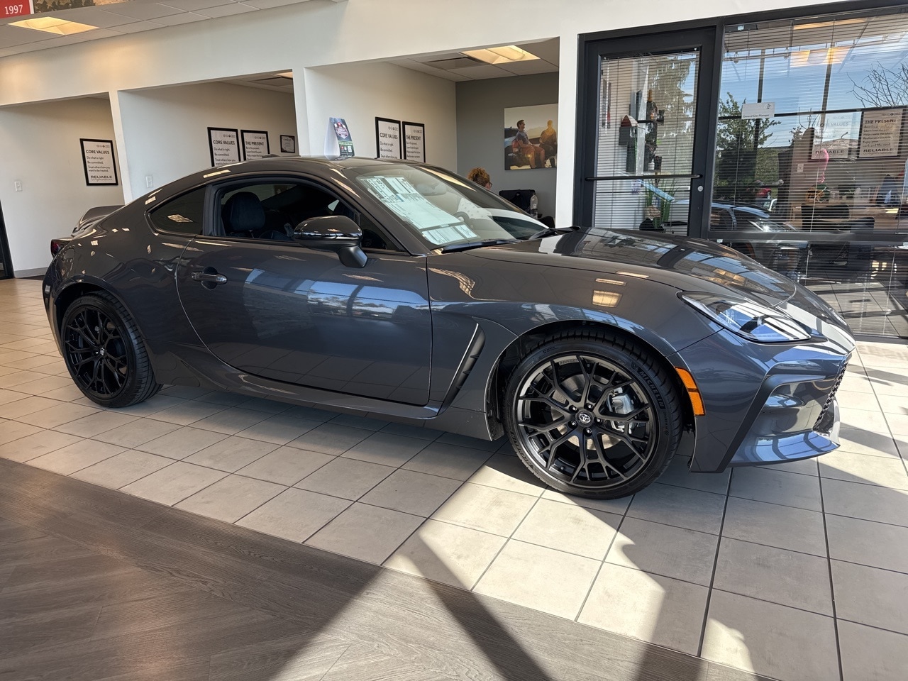 2025 Toyota GR86 Premium's photo