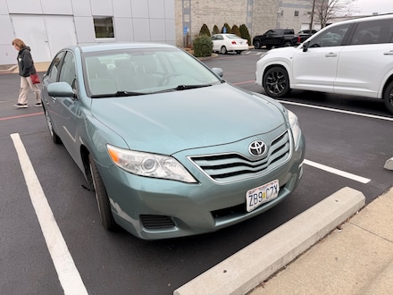 2010 Toyota Camry LE Sedan