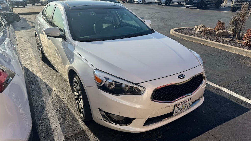 Used 2015 Kia Cadenza Premium Sedan