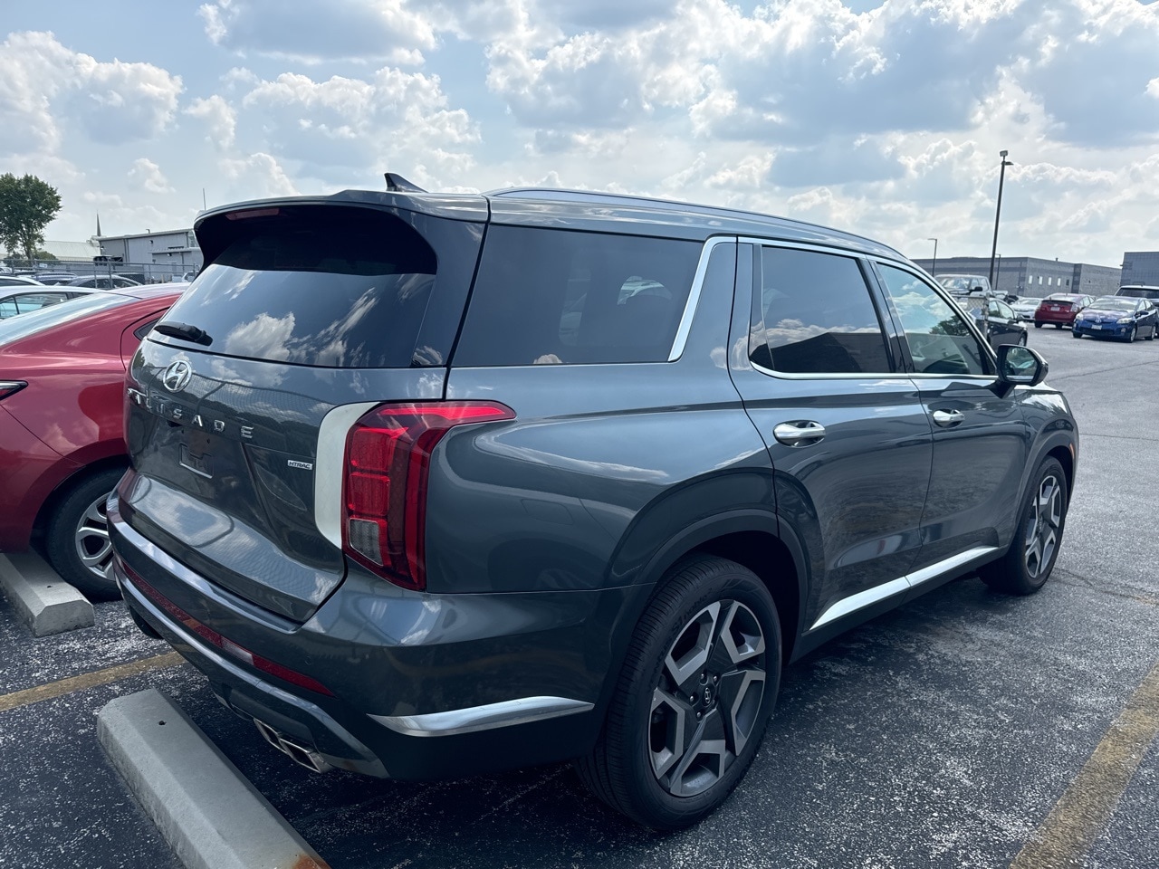 Used 2024 Hyundai Palisade Limited with VIN KM8R5DGE7RU683351 for sale in Springfield, MO