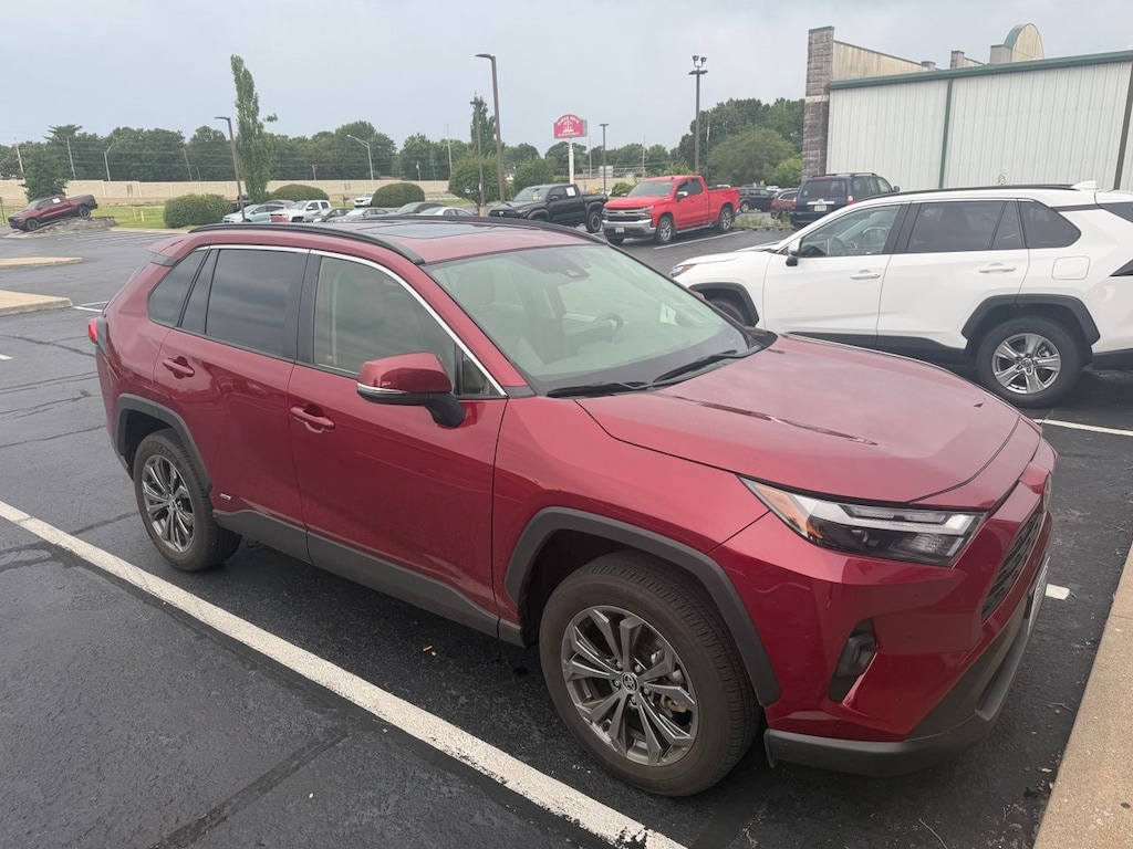 Used 2025 Toyota RAV4 Hybrid XLE Premium SUV