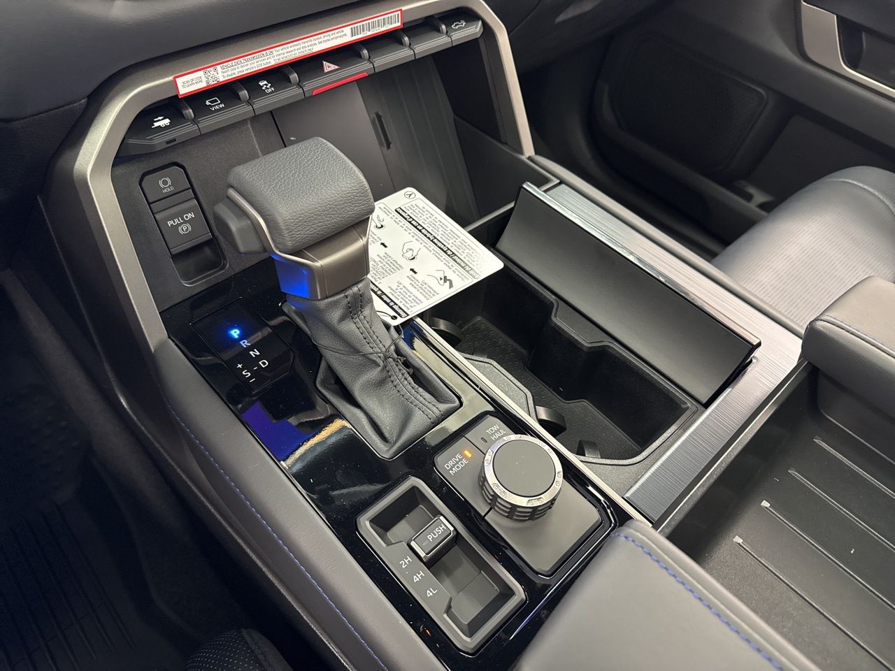 2026 Toyota Tundra Platinum - Photo 33