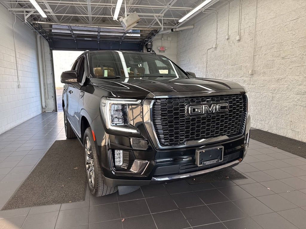 Used 2024 GMC Yukon Denali Ultimate SUV