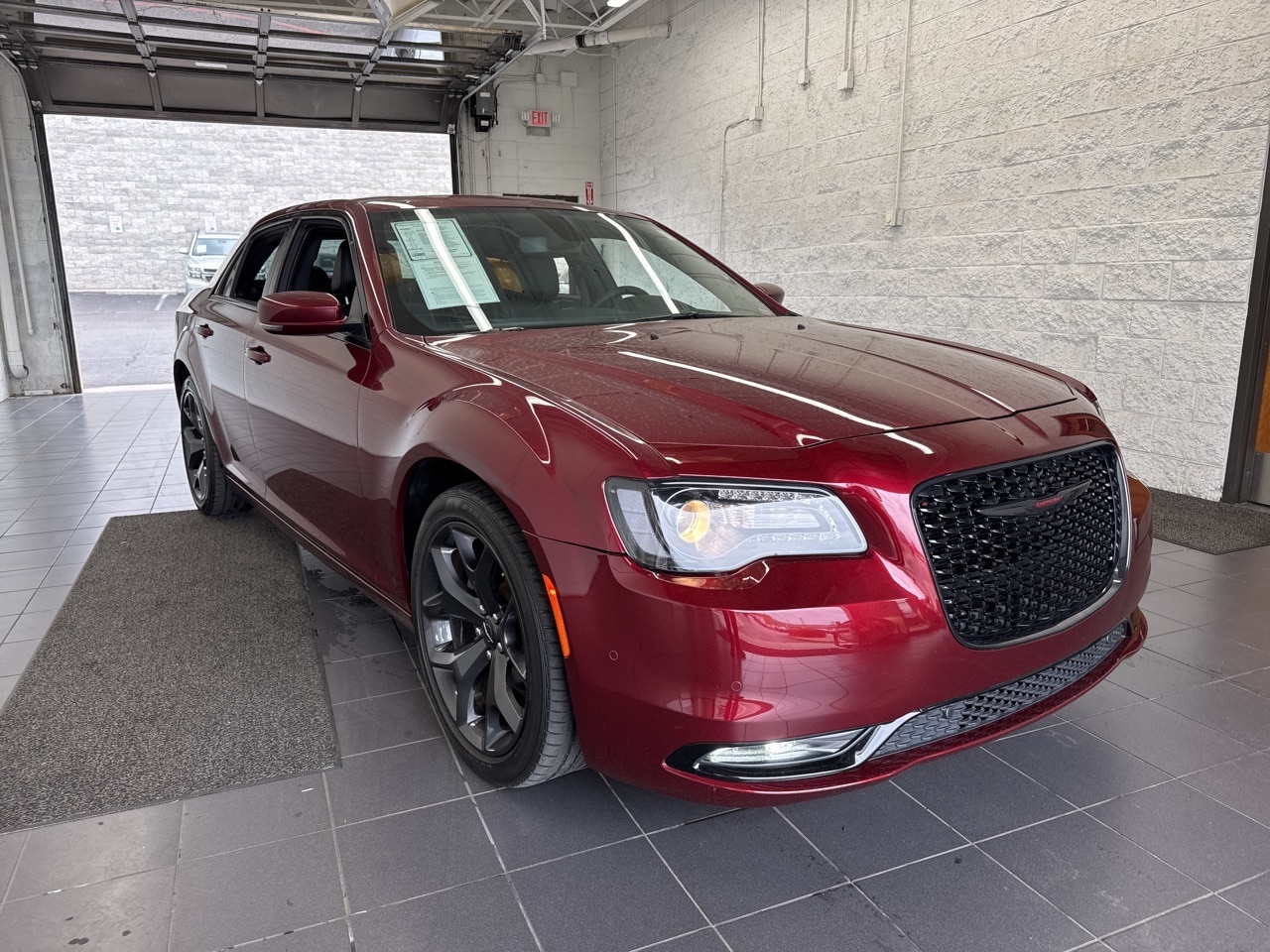 Used 2023 Chrysler 300 S with VIN 2C3CCABG7PH585206 for sale in Springfield, MO