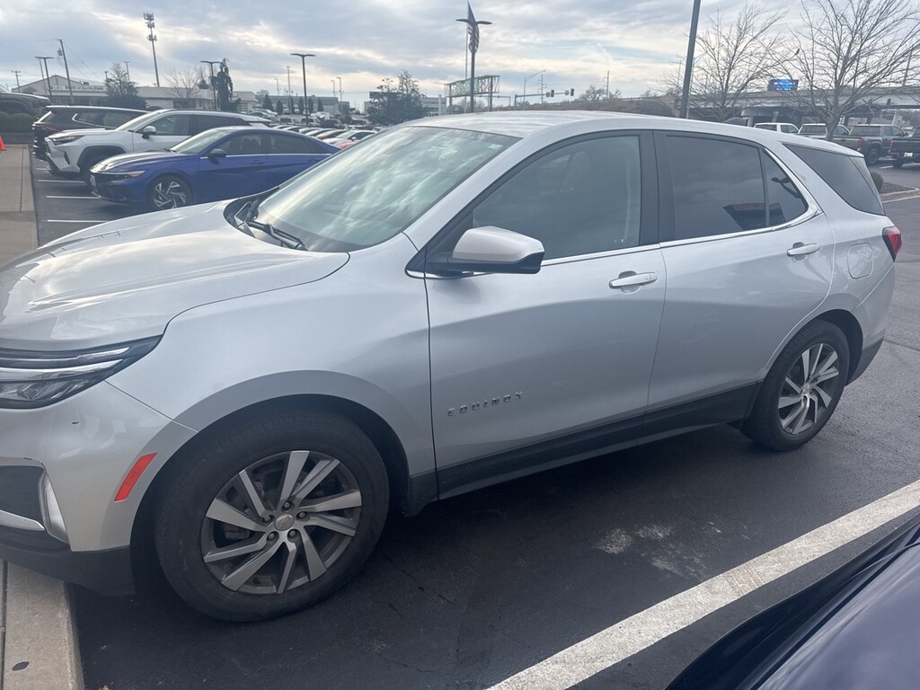 Used 2022 Chevrolet Equinox LT SUV