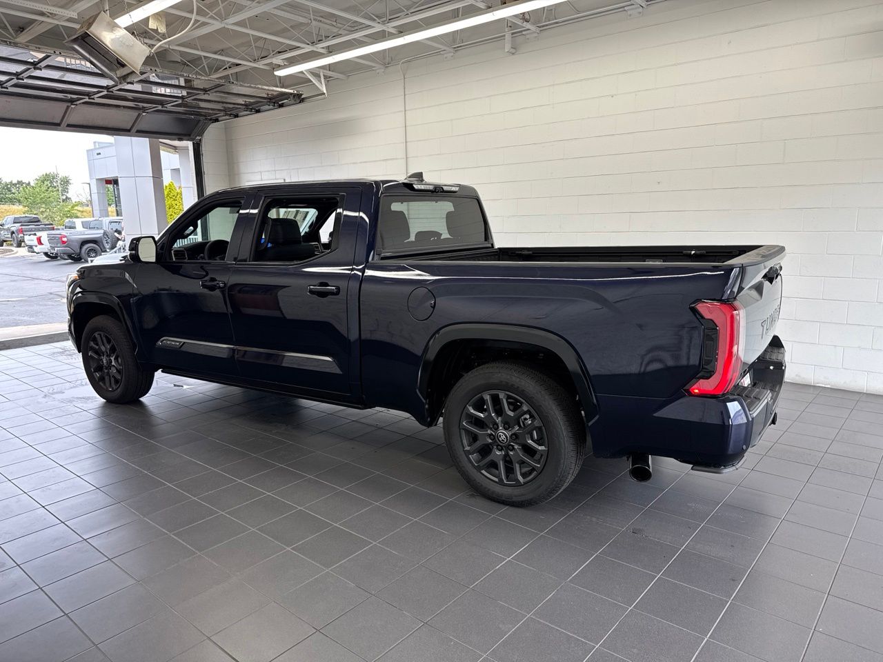 2026 Toyota Tundra Platinum - Photo 5