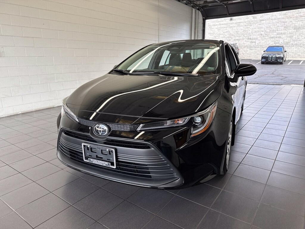Used 2026 Toyota Corolla LE Sedan