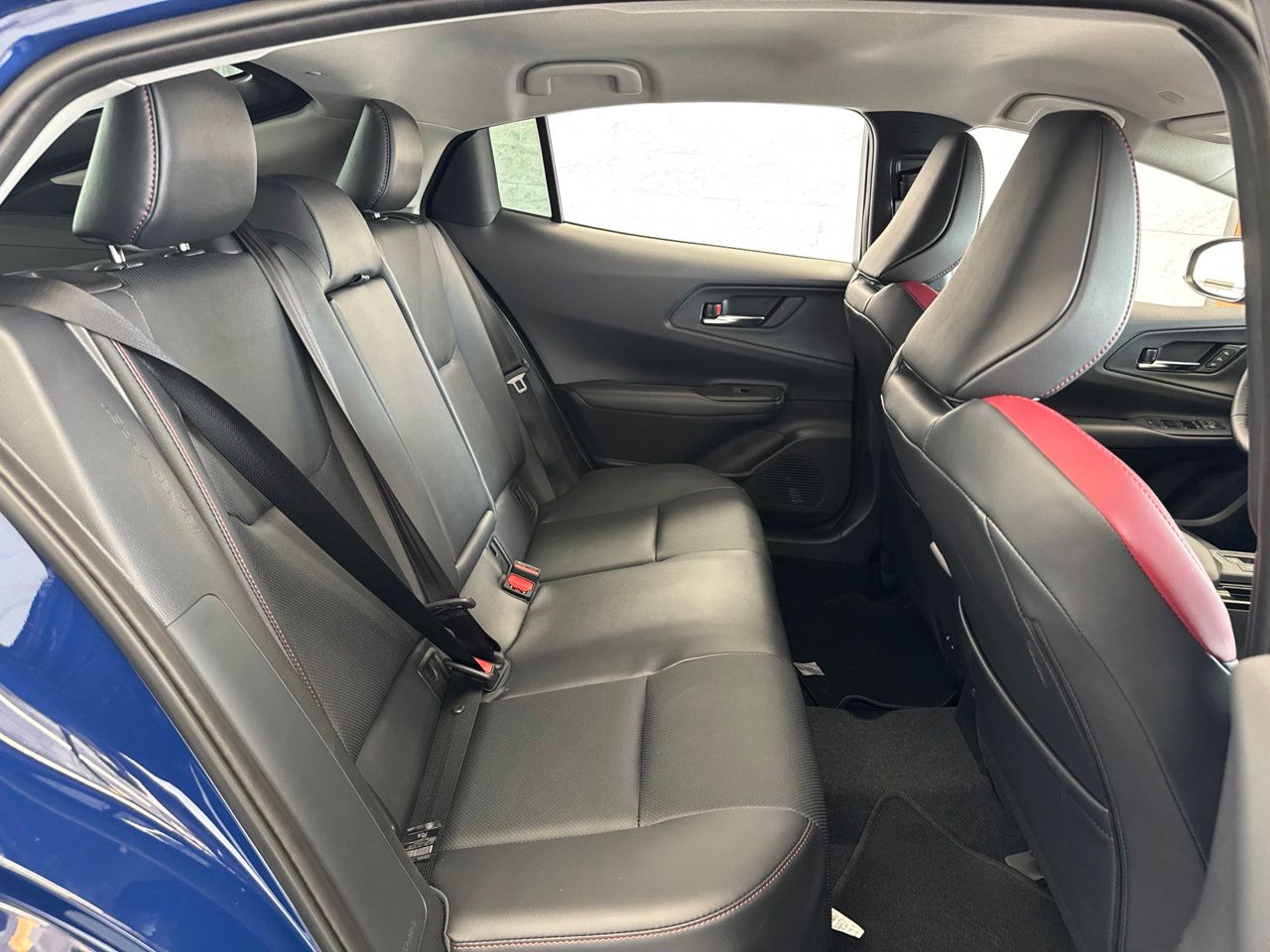 2026 Toyota Prius Plug-in Hybrid XSE Premium - Photo 42