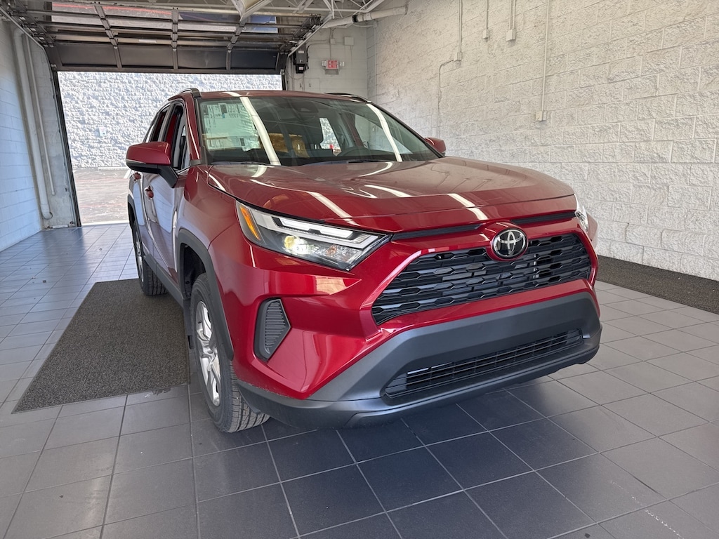 New 2025 Toyota RAV4 XLE SUV