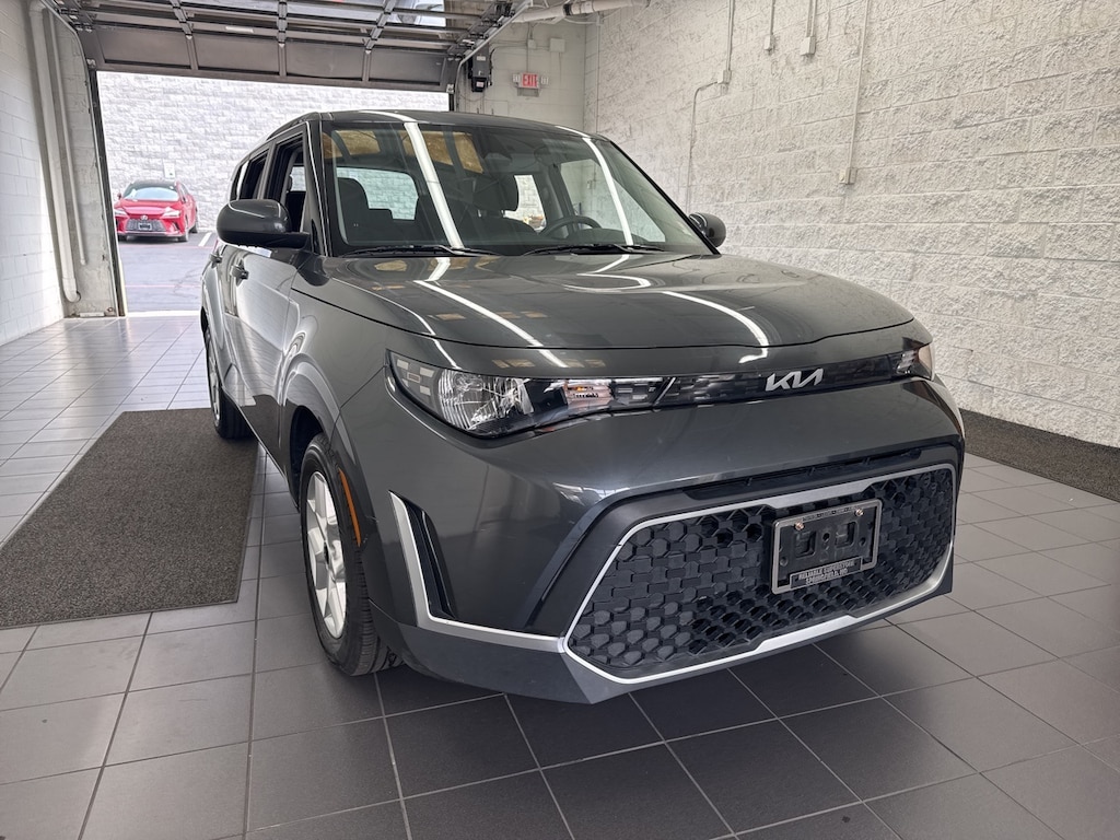 Used 2024 Kia Soul LX Hatchback