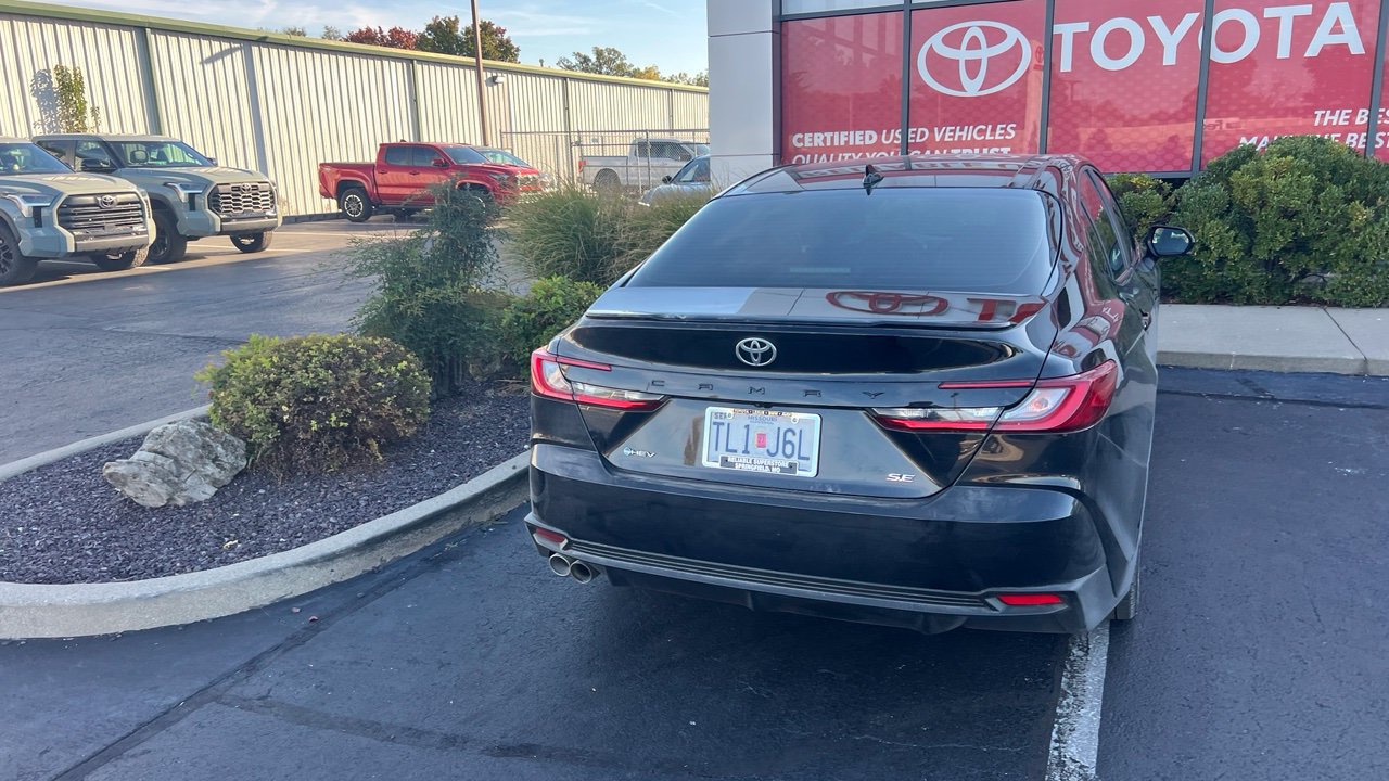 Used 2025 Toyota Camry SE Sedan