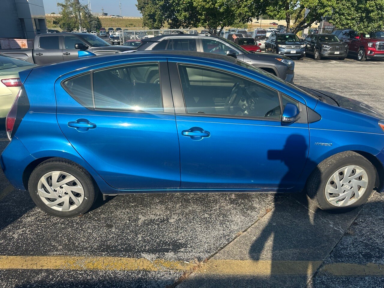 2015 Toyota Prius C Two photo 3