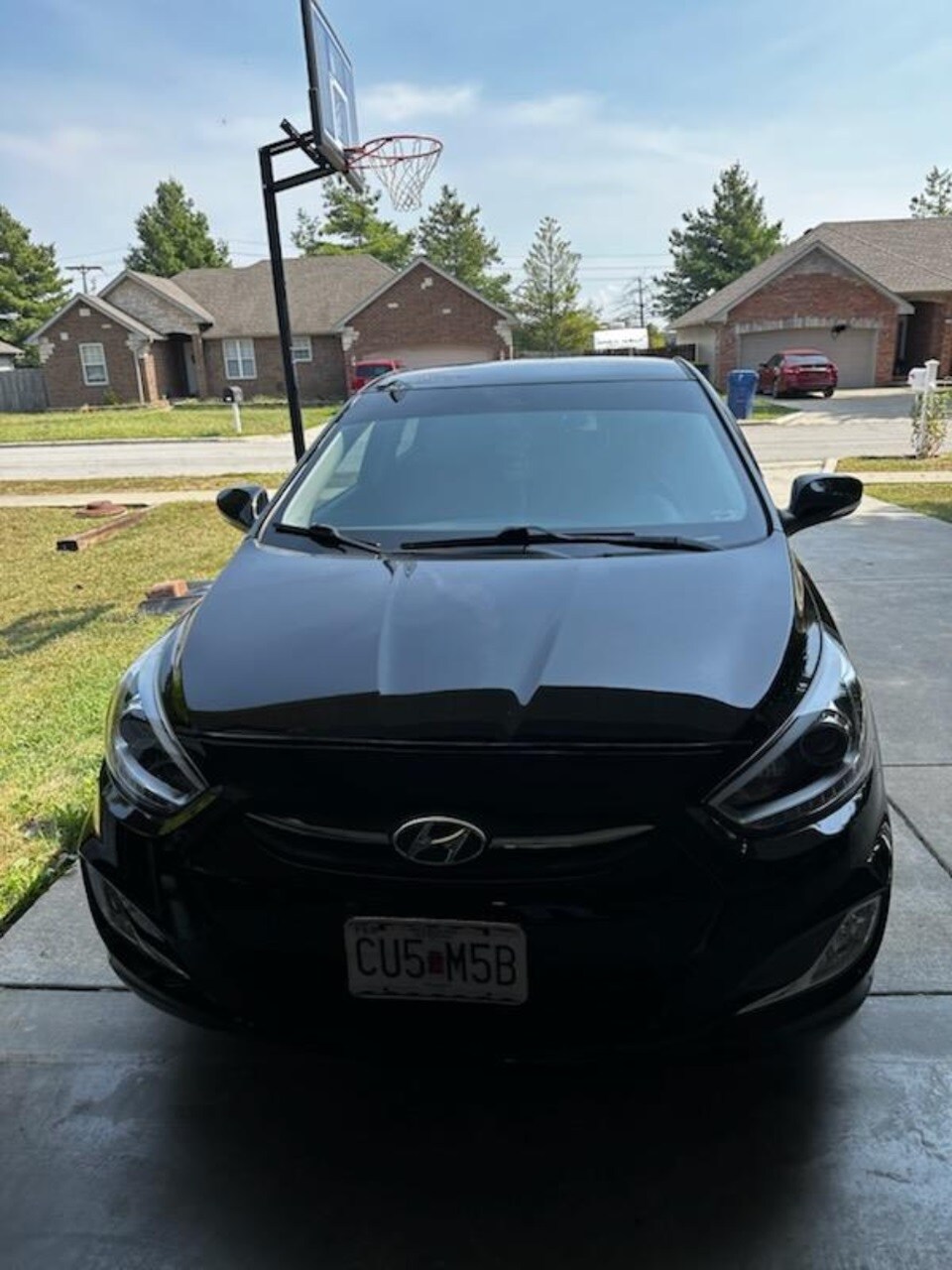2017 Hyundai Accent SE Value Edition Sport photo 2