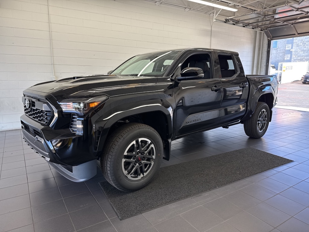 New 2025 Toyota Tacoma TRD Sport Truck Double Cab