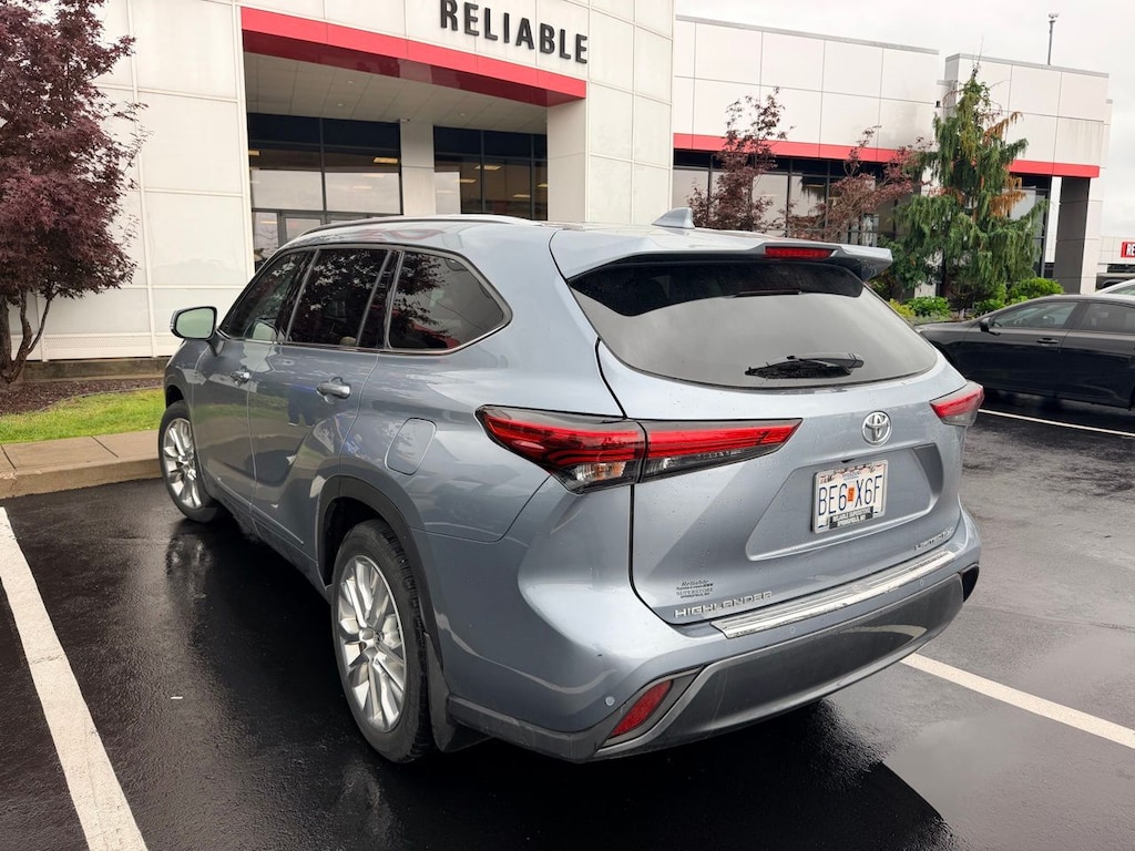 Used 2022 Toyota Highlander Limited SUV