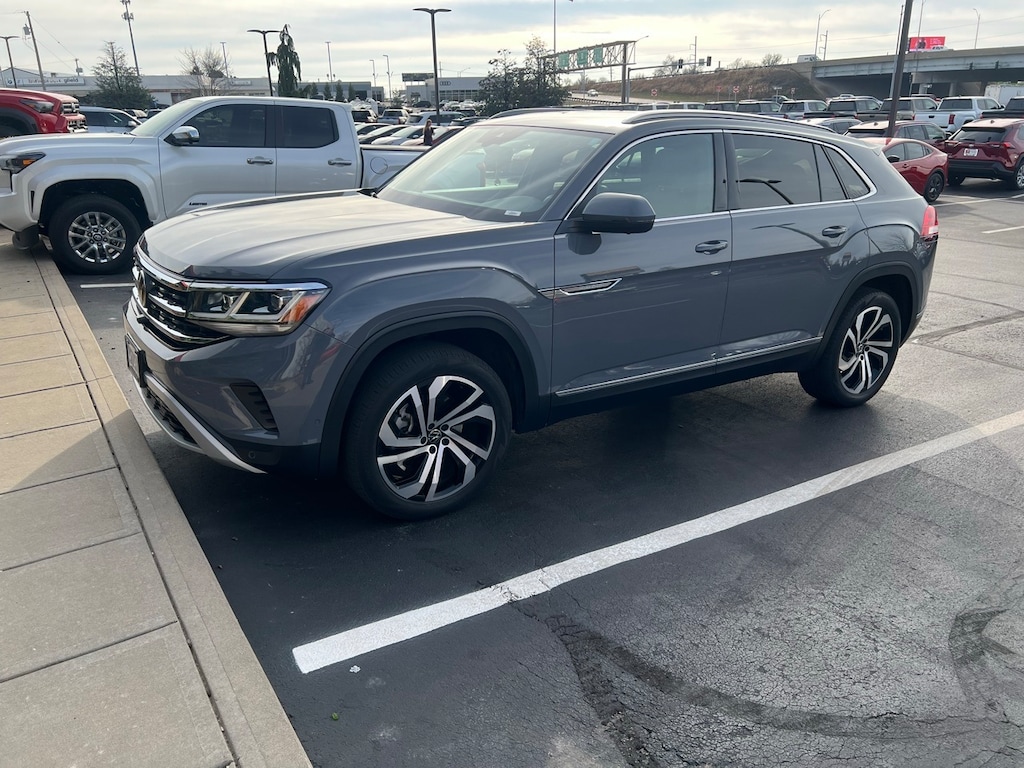 Used 2021 Volkswagen Atlas Cross Sport 3.6L V6 SEL Premium SUV