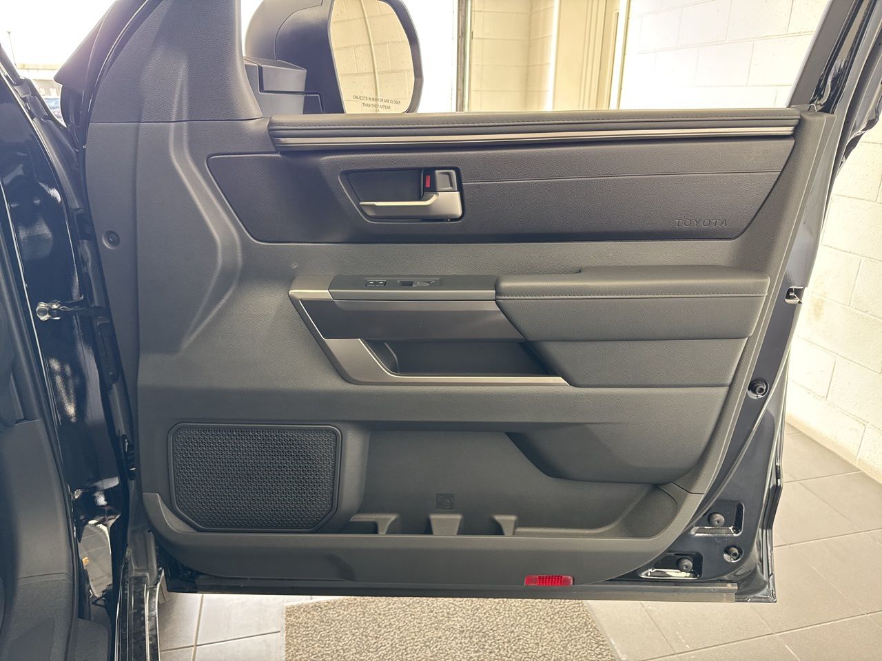 2026 Toyota Tundra SR5 - Photo 49