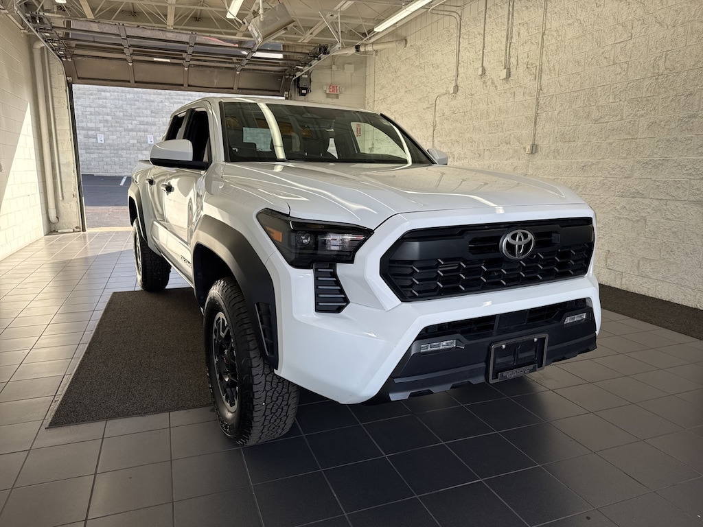 Used 2024 Toyota Tacoma SR5 Truck