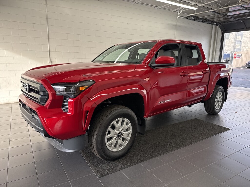 New 2025 Toyota Tacoma SR5 Truck Double Cab