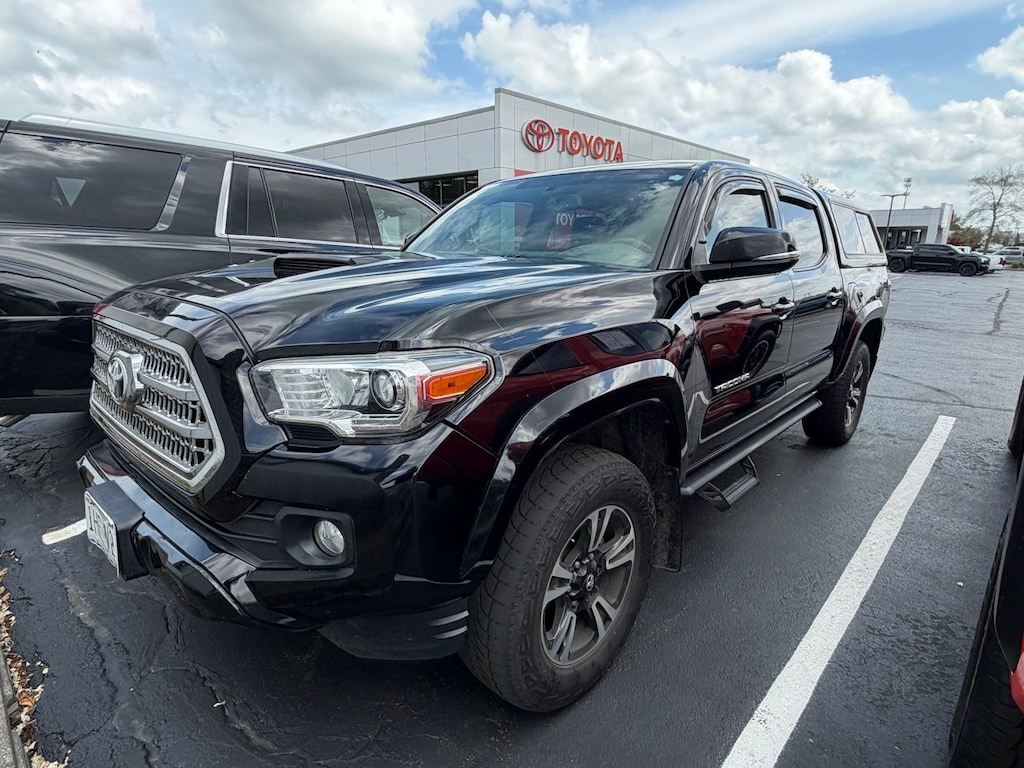 Used 2016 Toyota Tacoma TRD Sport Truck