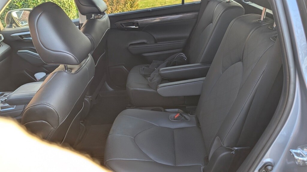 Used 2021 Toyota Highlander Platinum SUV