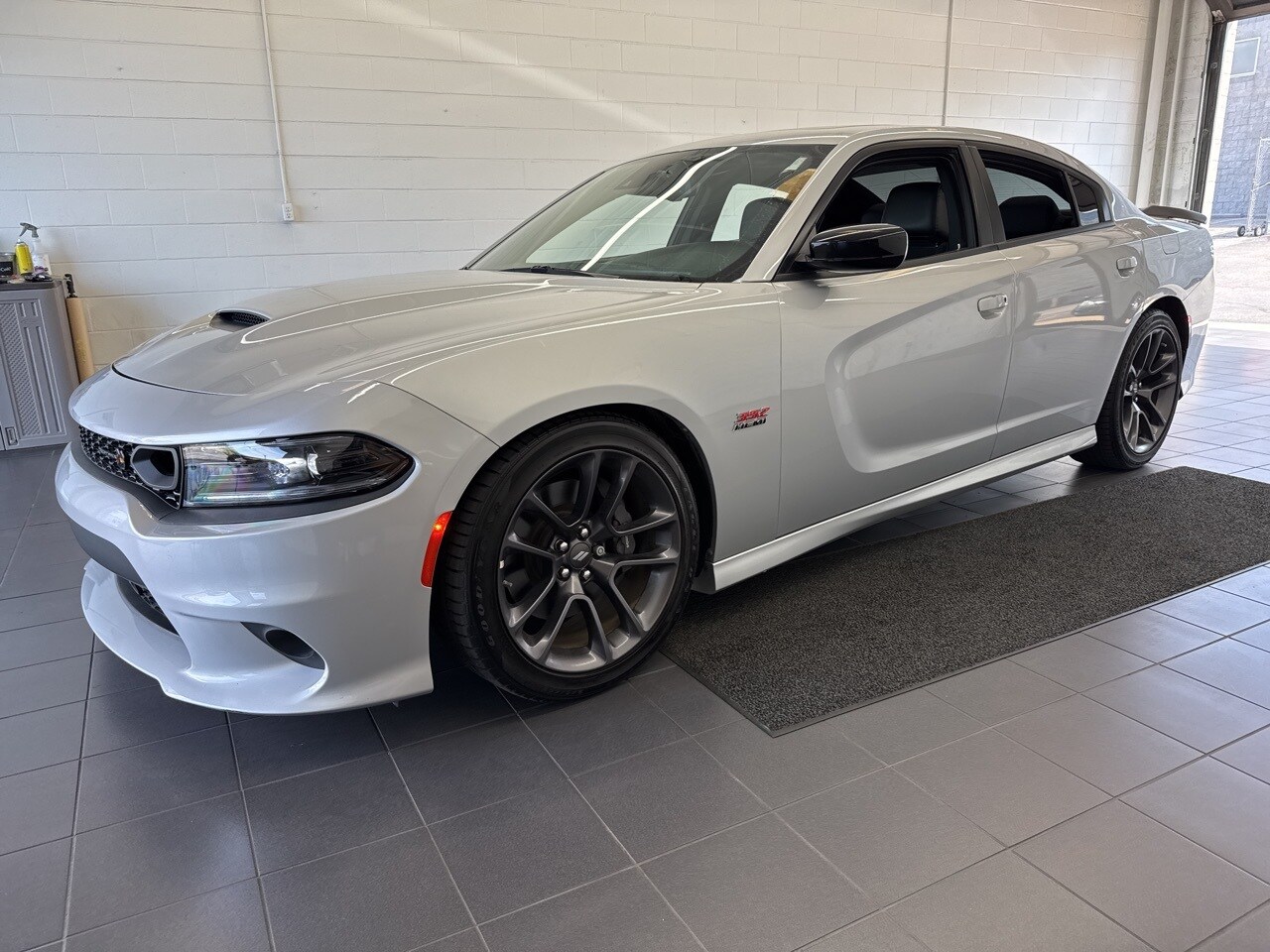 2023 Dodge Charger R/T Scat Pack photo 4