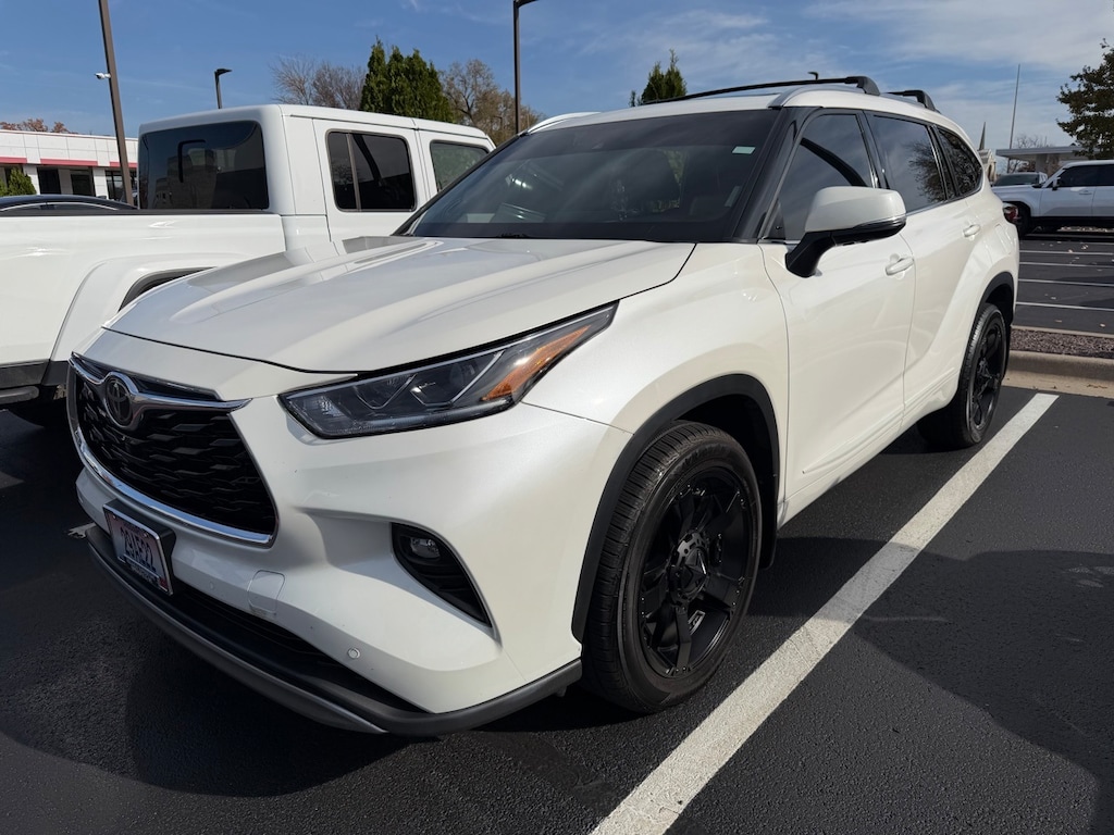 Used 2021 Toyota Highlander Platinum SUV