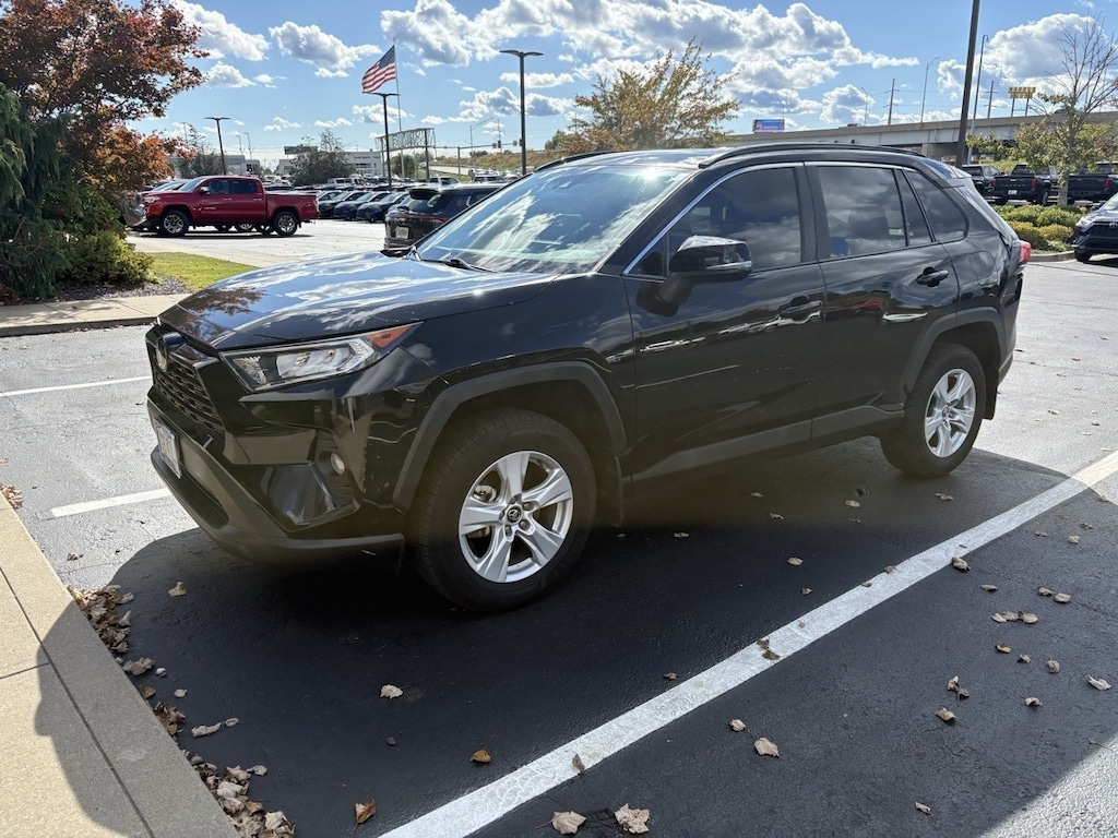 Used 2020 Toyota RAV4 XLE SUV