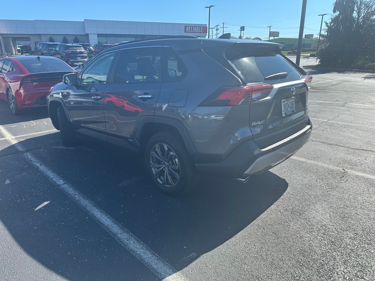 2024 Toyota RAV4 Hybrid Limited photo 4