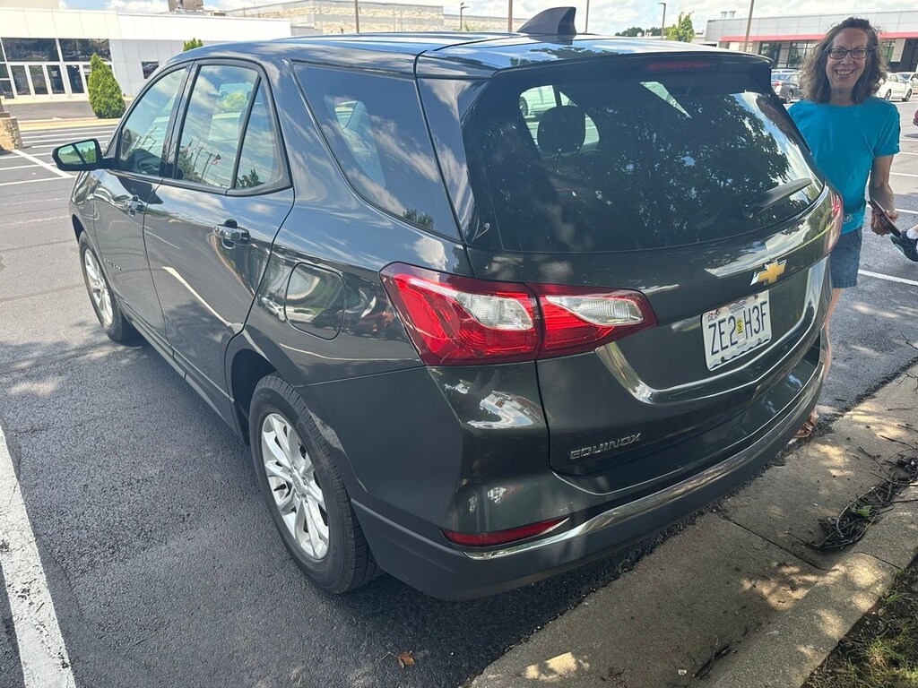 Used 2018 Chevrolet Equinox LS SUV