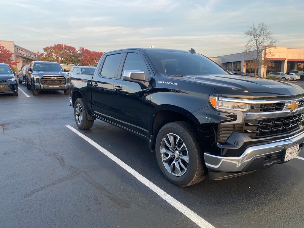 Used 2025 Chevrolet Silverado 1500 LT Truck