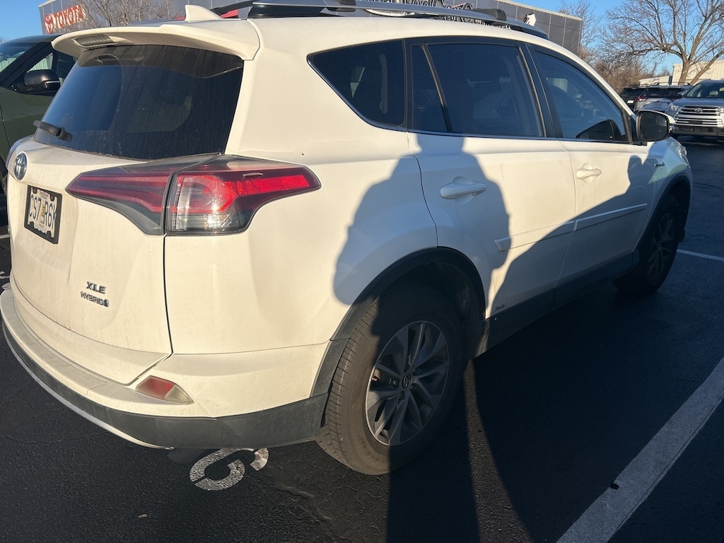 Used 2016 Toyota RAV4 Hybrid XLE SUV