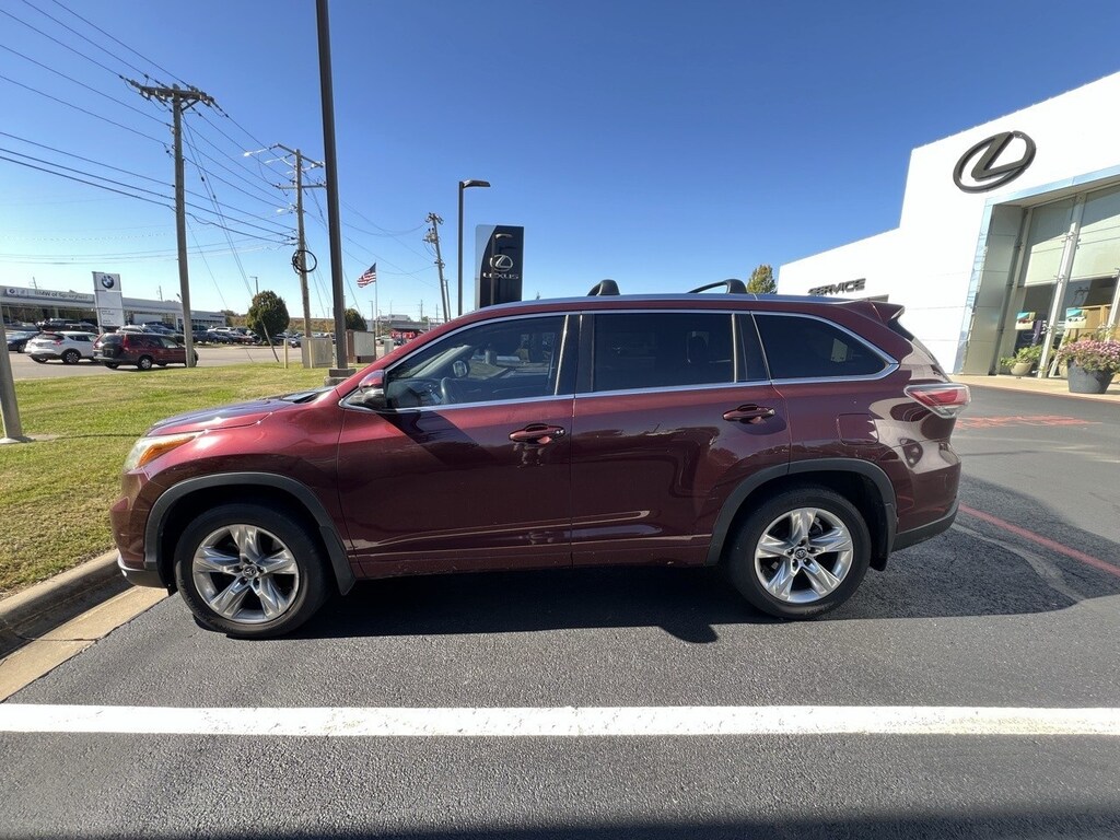 Used 2016 Toyota Highlander Limited Platinum V6 SUV
