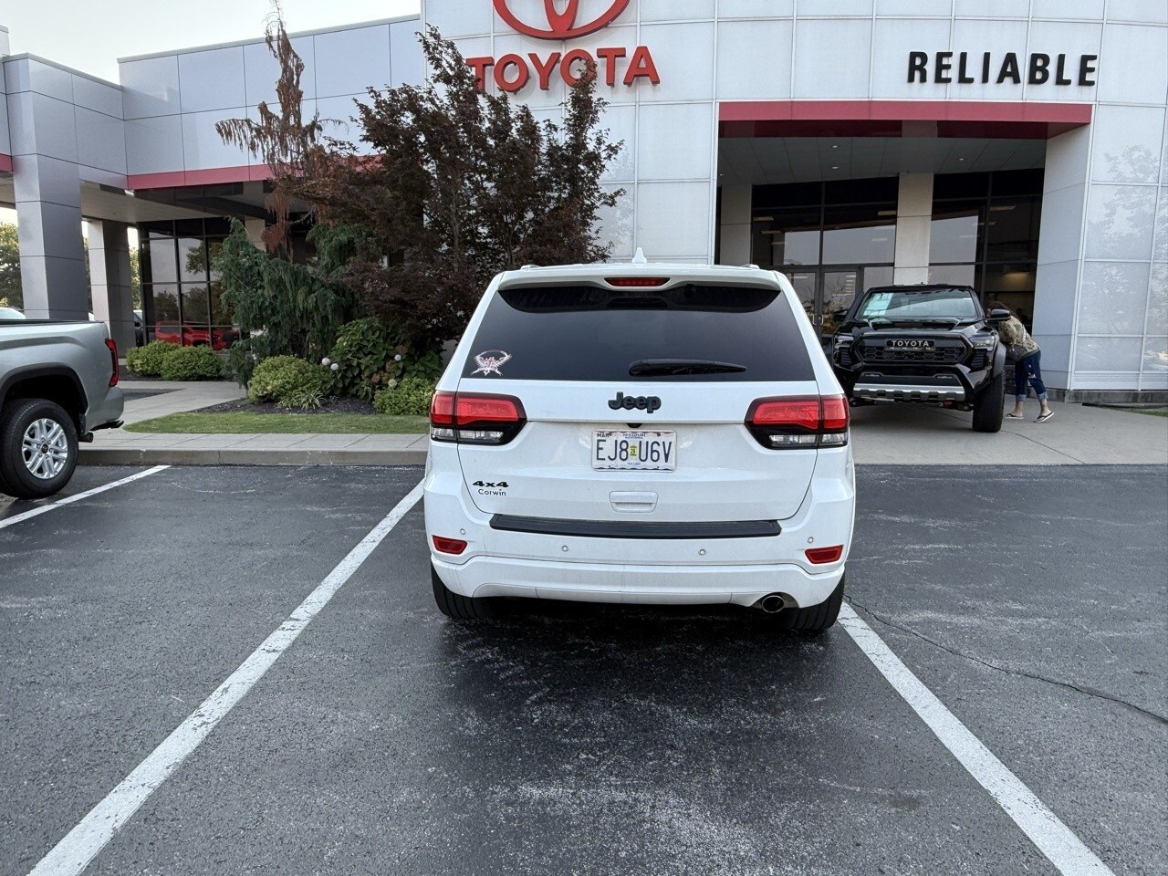 2022 Jeep Cherokee Laredo X photo 4
