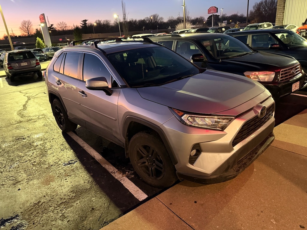 Used 2021 Toyota RAV4 XLE SUV