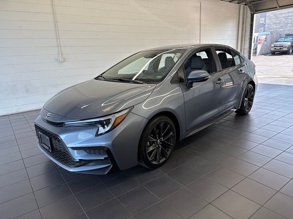Certified 2025 Toyota Corolla SE Sedan