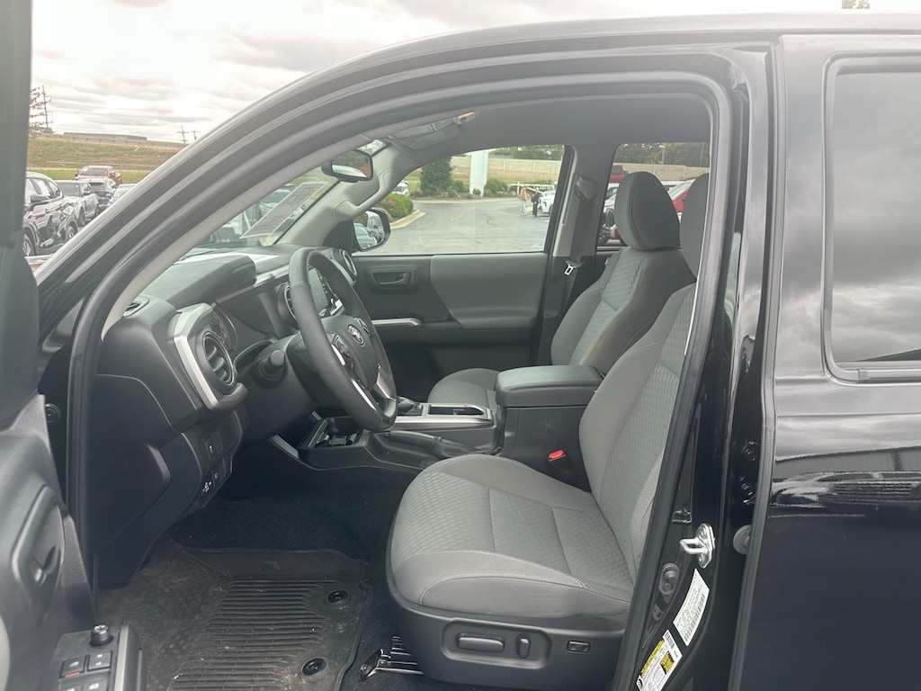 Used 2023 Toyota Tacoma SR5 Truck