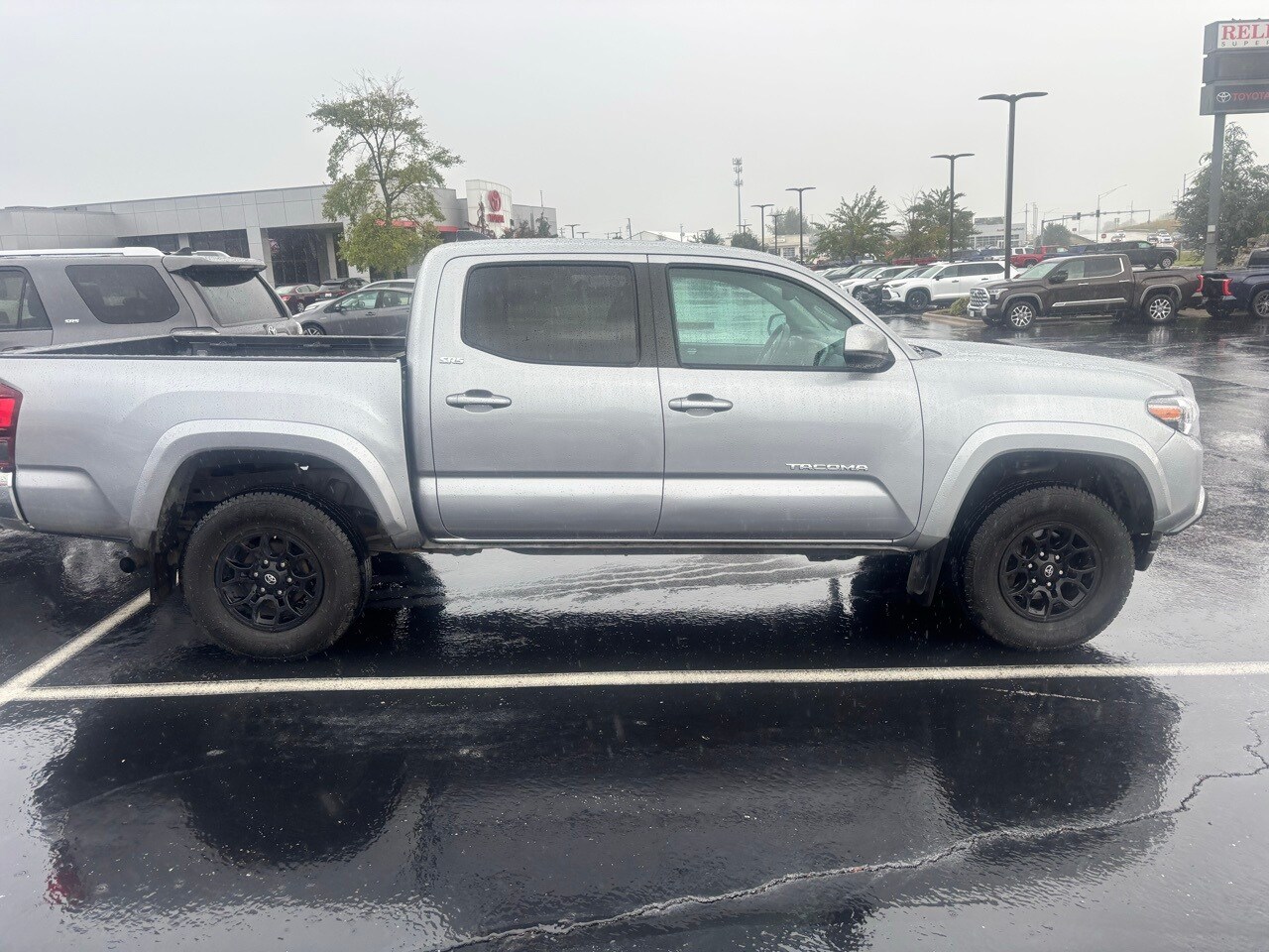 2021 Toyota Tacoma SR5 photo 4
