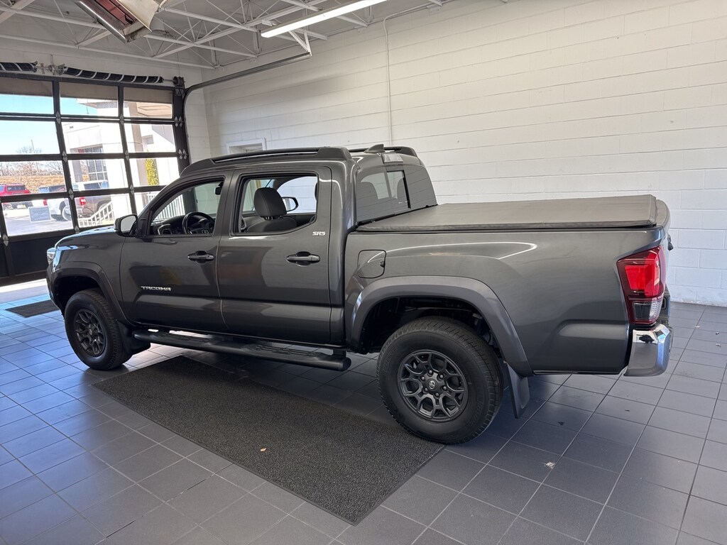 Used 2018 Toyota Tacoma SR5 Truck