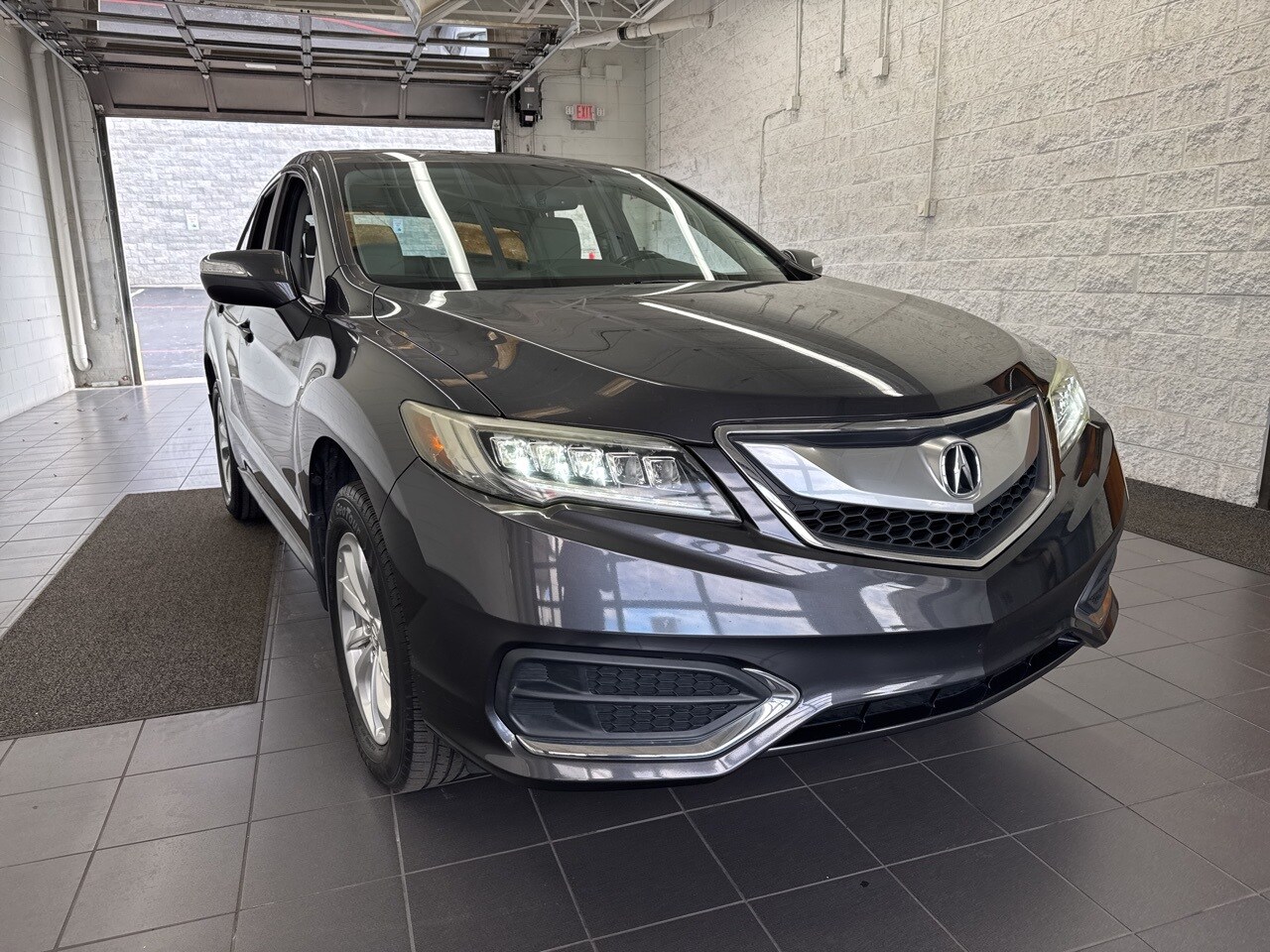 2016 Acura RDX Base photo 2