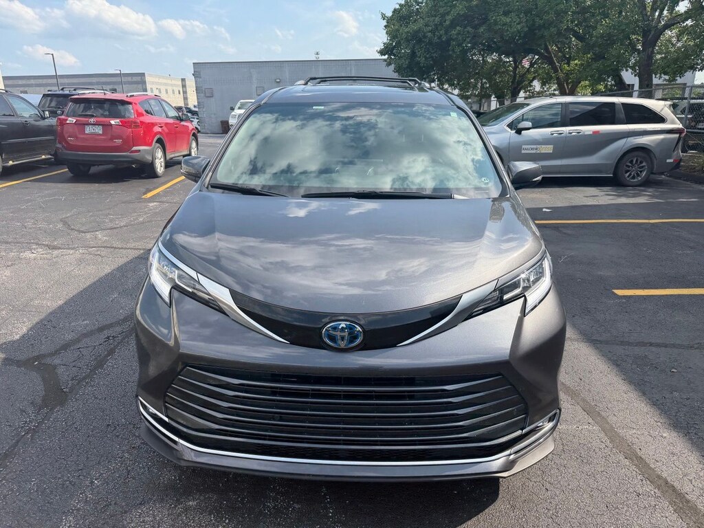 Certified 2025 Toyota Sienna Limited Minivan/Van