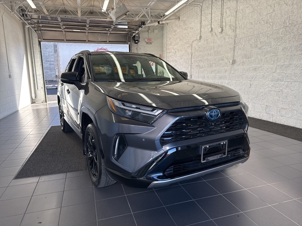 Used 2022 Toyota RAV4 Hybrid XSE SUV