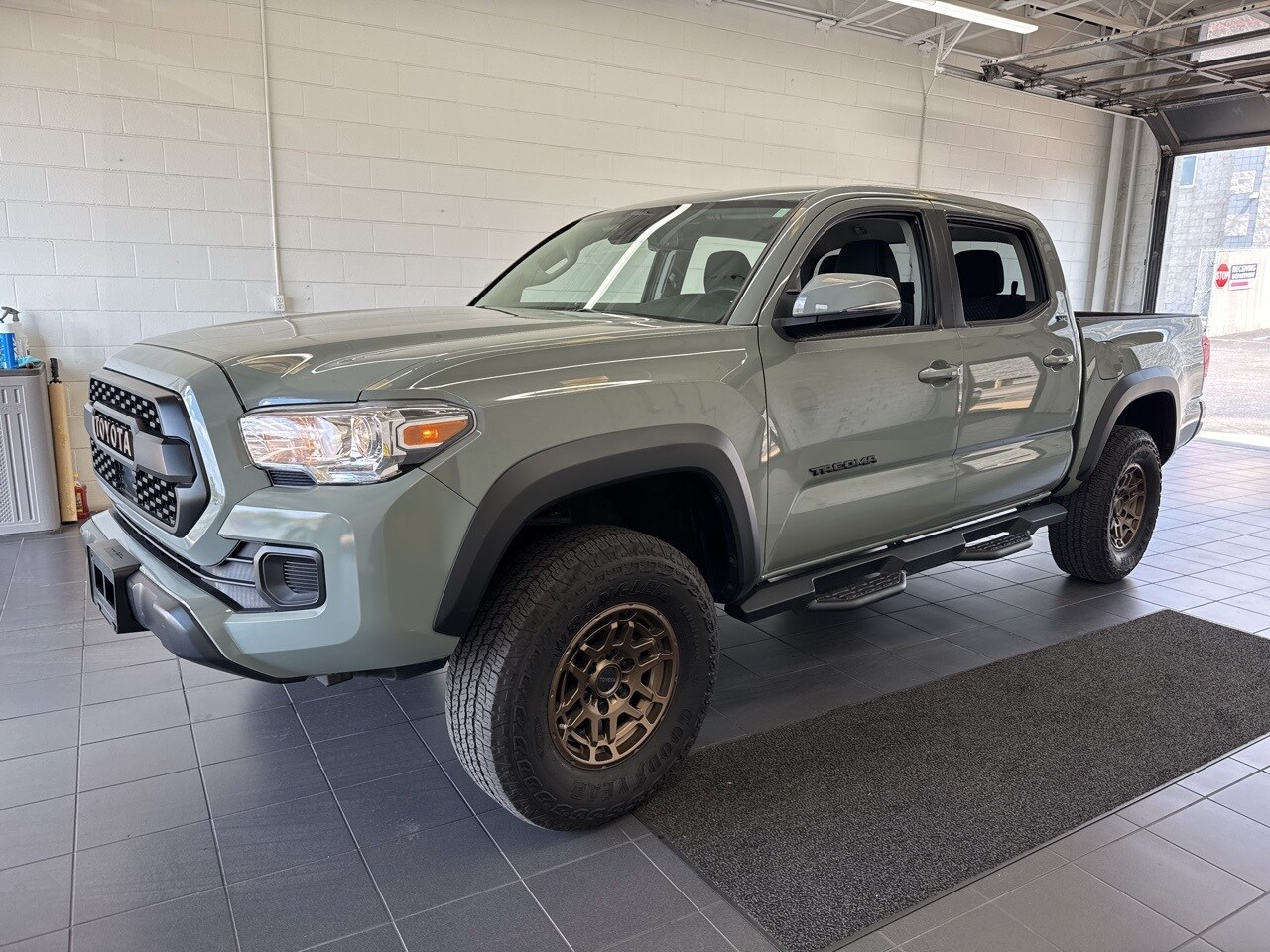 2023 Toyota Tacoma Trail Edition photo 4