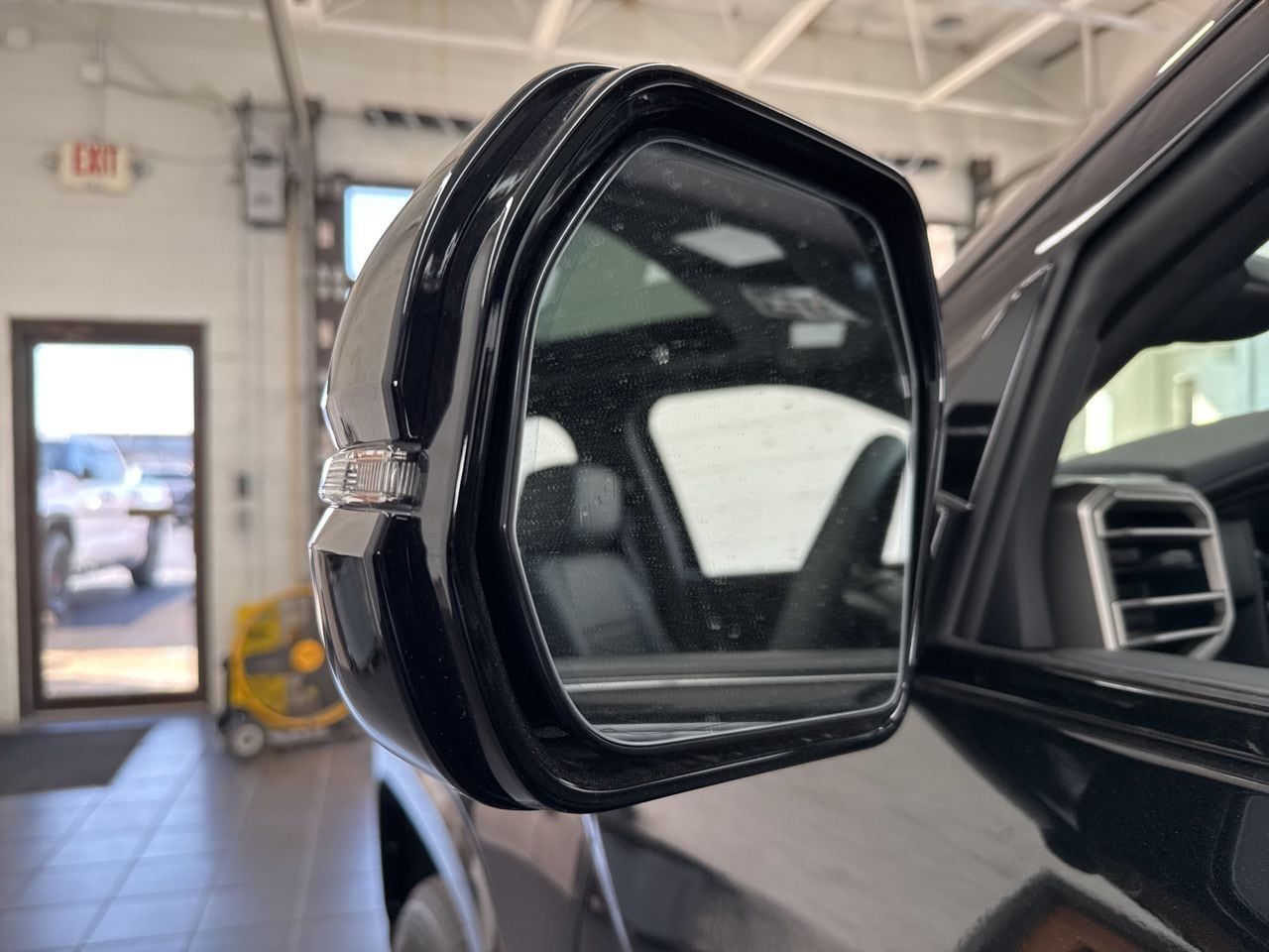 2026 Toyota Tundra Platinum - Photo 12