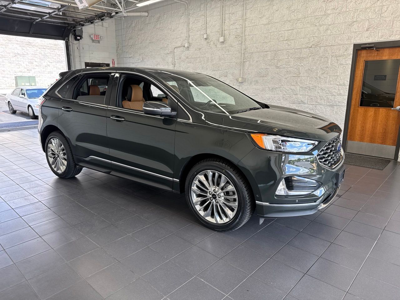 2024 Ford Edge Titanium AWD's photo