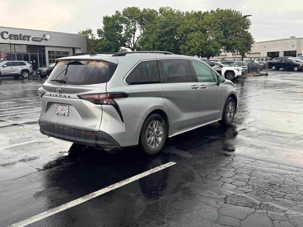 Certified 2023 Toyota Sienna LE Minivan/Van
